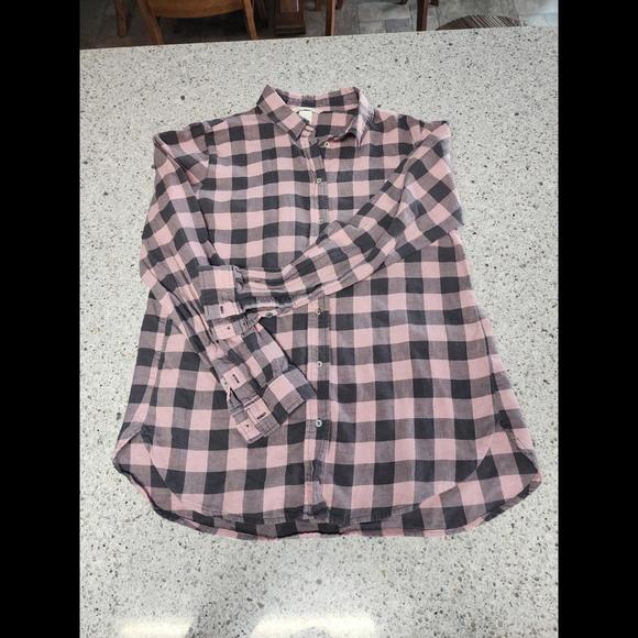 Button down - Picture 7 of 8